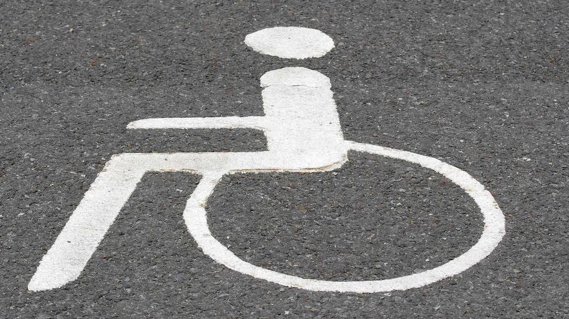 Führungen für Menschen mit Gehbehinderung und Rollstuhlfahrer