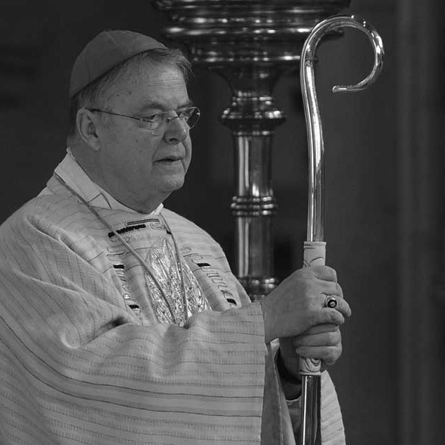 Weihbischof Heinrich Janssen (†), hier bei einer Eucharistiefeier im Dom in Münster, war von 1986 bis 2010 Regionalbischof am Niederrhein.